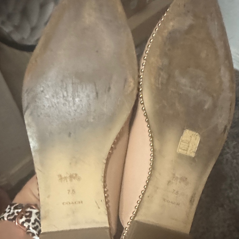 Coach Women's Beige Leather Slingback Flats - Picture 4 of 4